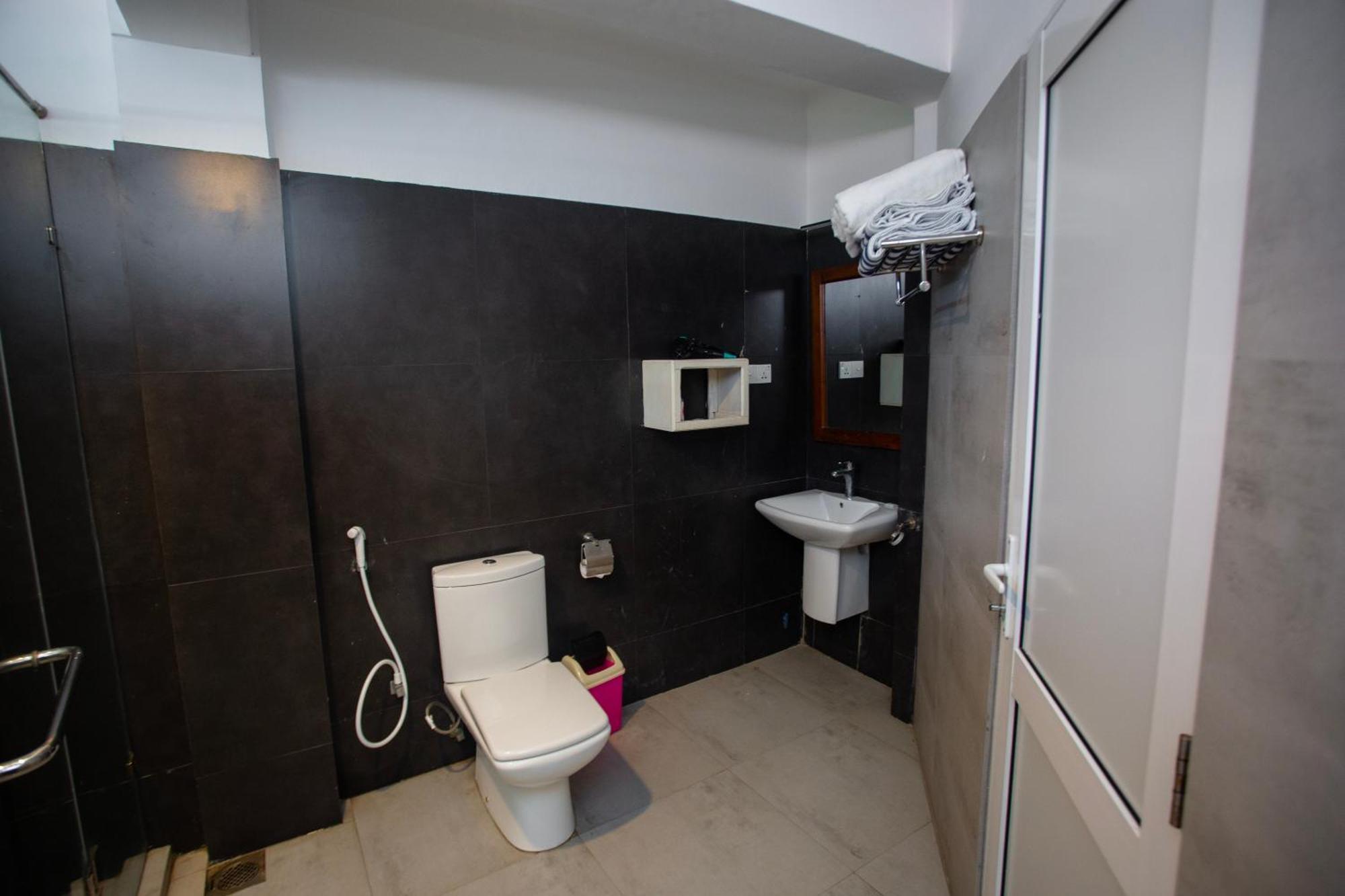 Lucky Seven Hikkaduwa Exterior foto